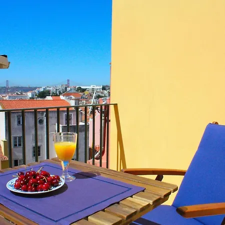 Principe Real, Hidden Terrace, Views By Courtesy Morning