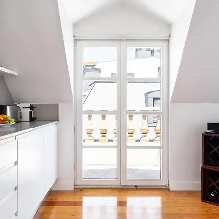 Principe Real, Hidden Terrace, Views By Courtesy Morning Apartment Lissabon