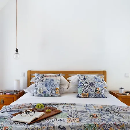 Principe Real, Hidden Terrace, Views By Courtesy Morning דירה