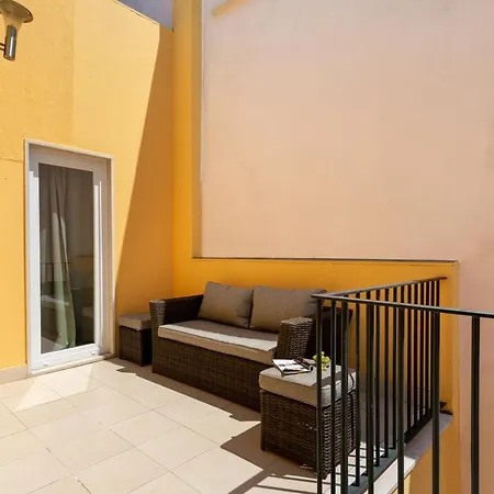 Principe Real, Hidden Terrace, Views By Courtesy Morning * ליסבון